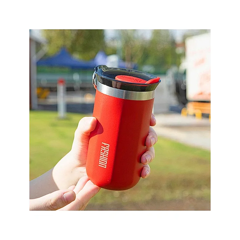 Plastic Flip Lid Stainless Steel Mug With Carabiner